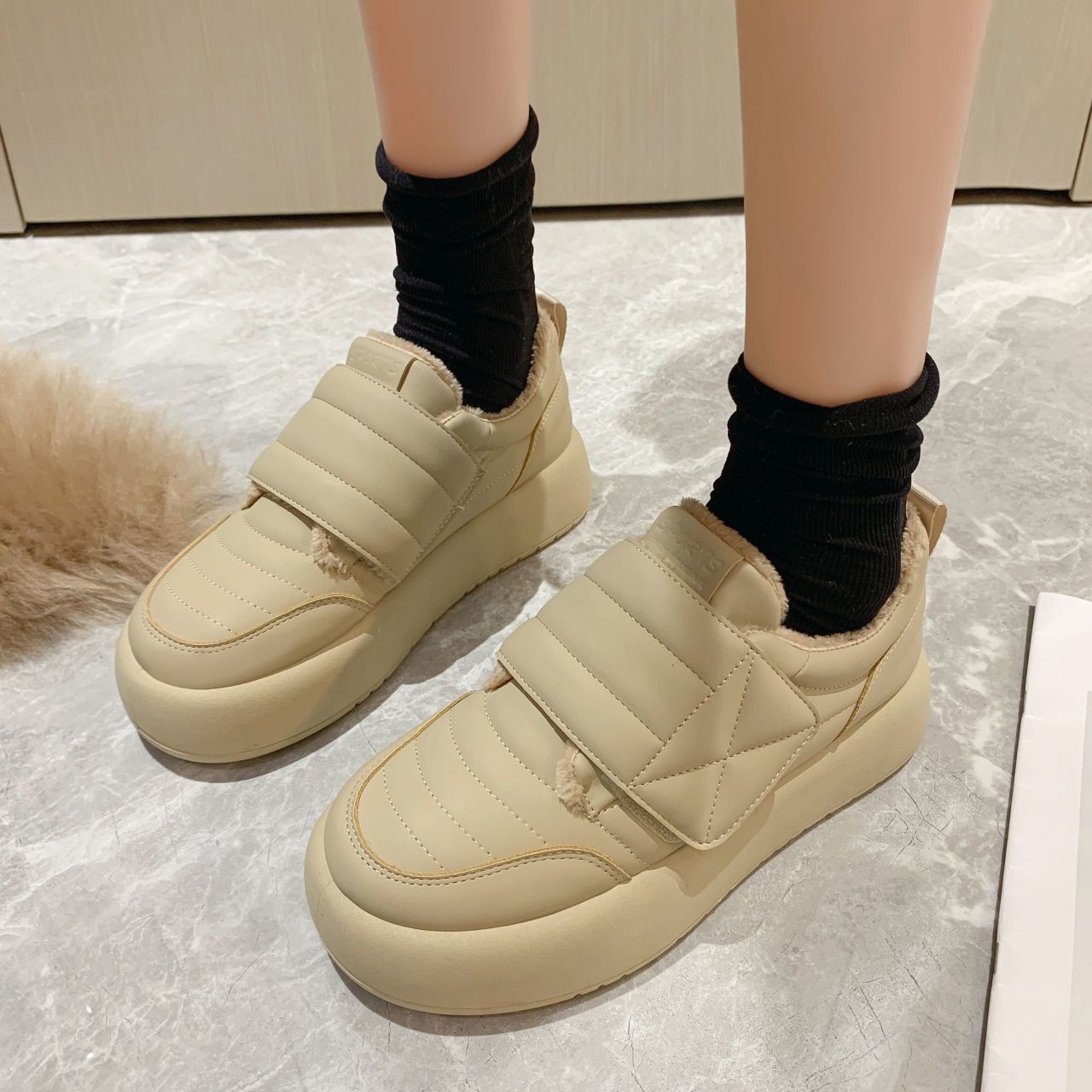 Women'S Fashion Velcro Sneakers - Zapatillas de deporte blancas suaves de