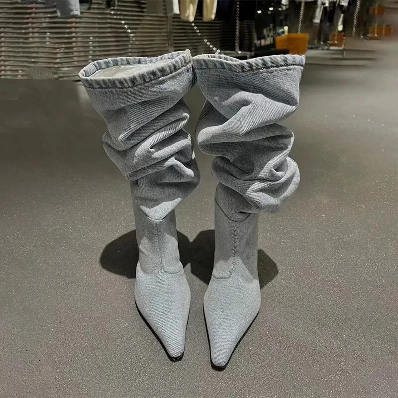 Botines doblados por encima de - Women Fashion Jeans reseña y precio