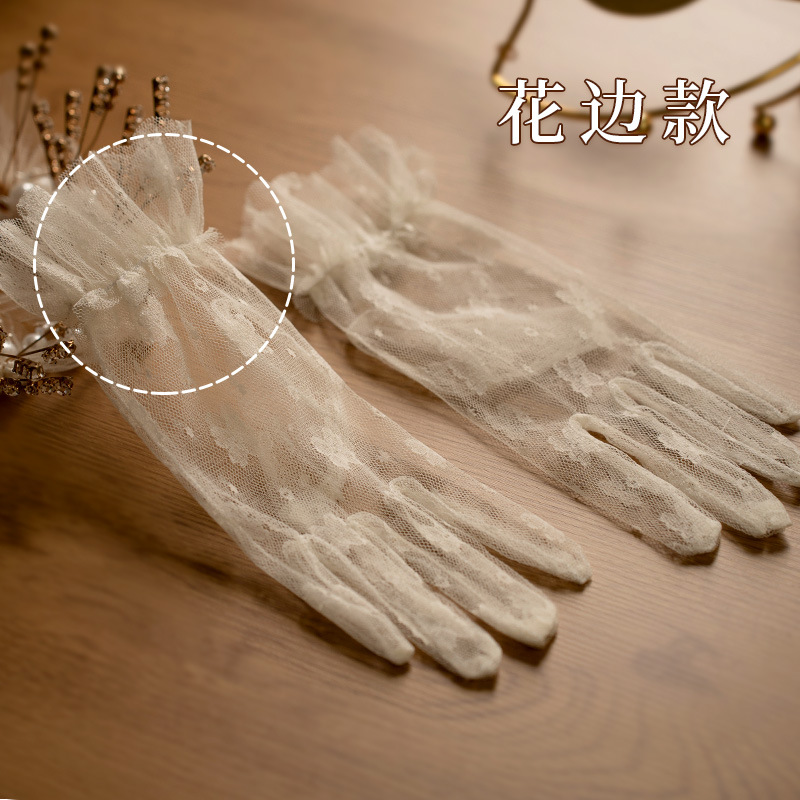 Guantes Vintage de Encaje con  - Women Fashion Photoshoot reseña y precio