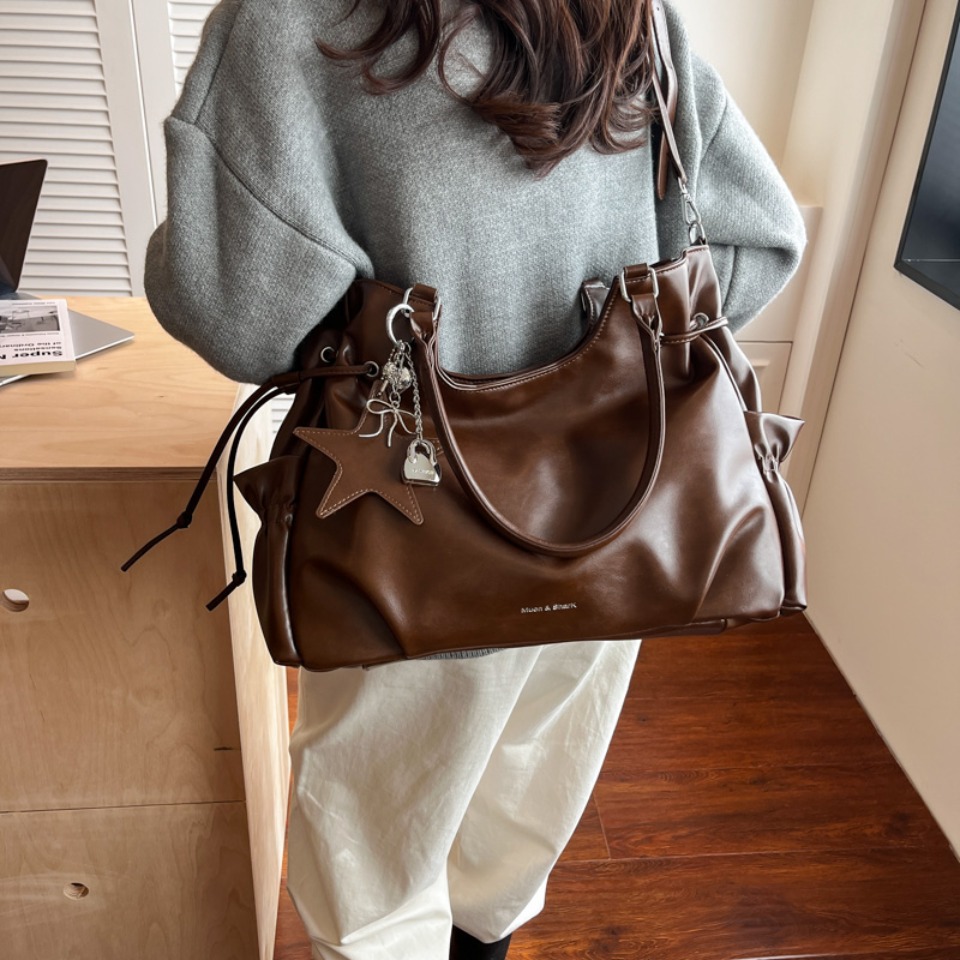 Bolso Tote de Cuero Encerado V - Women'S Fashion Magazines reseña y precio