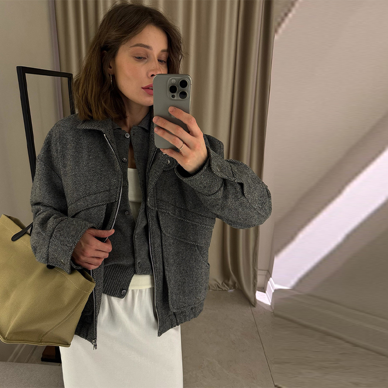 Abrigo elegante con cuello lev - Women'S Fashion Trends Fall 2025 reseña y precio